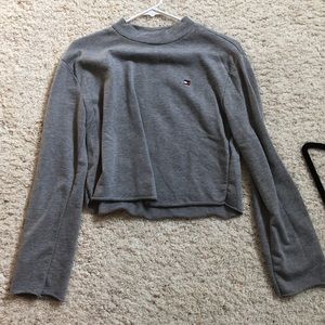 TOMMY x urban outfitters crewneck